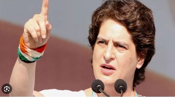 Congress General Secretary Priyanka Gandhi : 